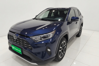 丰田 RAV4荣放 2022款 2.0L CVT两驱尊贵版