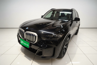 宝马X5 2023款 xDrive 30Li 尊享型M运动曜夜套装