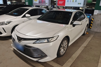 丰田 凯美瑞 2019款 改款 2.0G 豪华版