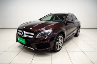 奔驰GLA 2015款 GLA 260 4MATIC 运动型