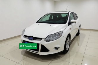 福特 福克斯 2012款 两厢 1.6L 自动风尚型