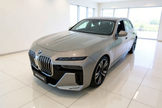 宝马7系 2023款 740Li 领先型 M运动套装