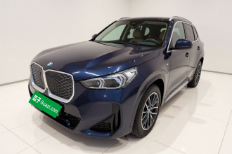 宝马iX1 2025款 eDrive25L M运动套装