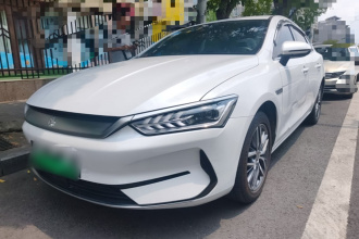 比亚迪 秦PLUS 2024款 荣耀版 EV 420KM领先型