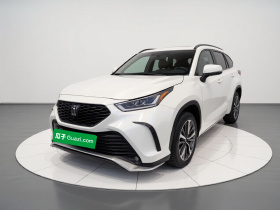 丰田 皇冠陆放 2026款 2.5L HEV四驱尊贵版