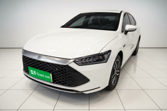 比亚迪 秦PLUS 2021款 DM-i 120KM 尊贵型