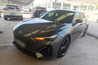 长安UNI-V 2022款 1.5T 尊贵型