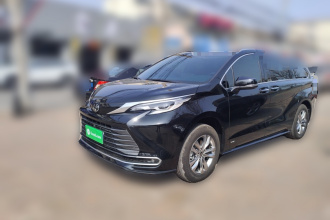 丰田 赛那SIENNA 2024款 2.5L混动 四驱尊贵版