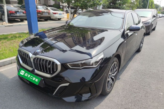 宝马i5 2024款 eDrive 35L  豪华套装