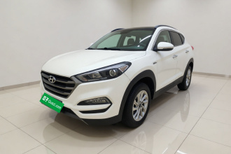 现代 途胜 2015款 1.6T 双离合两驱智能型
