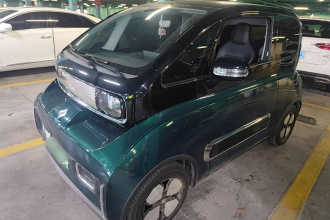 宝骏KiWi EV 2022款 设计师轻享版 三元锂