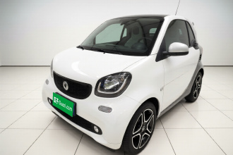 smart fortwo 2016款 0.9T 66千瓦硬顶极致版