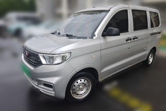 五菱汽车 五菱宏光V 2022款 1.5L劲取版液压助力LAR