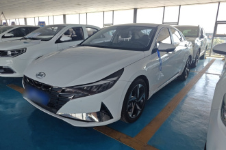 现代 伊兰特 2022款 1.5L CVT GLX精英版