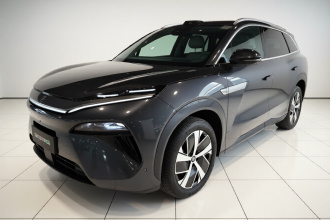 比亚迪 唐L 2025款 DM 200KM四驱激光雷达旗舰型