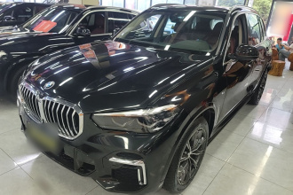 宝马X5 2022款 改款 xDrive 30Li M运动套装