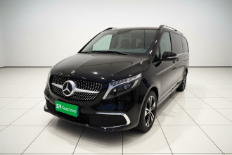 奔驰V级 2022款 V 260 L 长轴距尊贵版