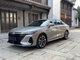 奇瑞 艾瑞泽8 2024款 1.6T DCT智