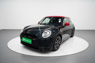 电动MINI COOPER 2024款 452km COOPER SE 赛车手