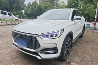 比亚迪 宋PLUS 2020款 1.5T 自动旗舰型