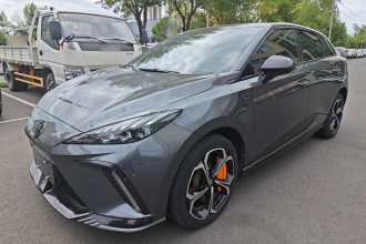 名爵 MG4 EV 2022款 460km 四驱性能版