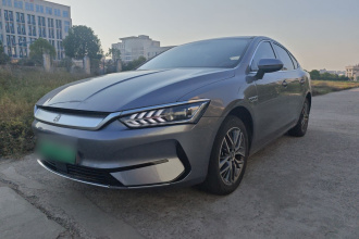 比亚迪 秦PLUS 2024款 荣耀版 EV 420KM领先型