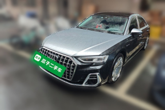 奥迪A8 2024款 A8L 45 TFSI quattro 豪华型