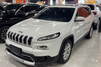 Jeep 自由光 2017款 2.0L 优越版
