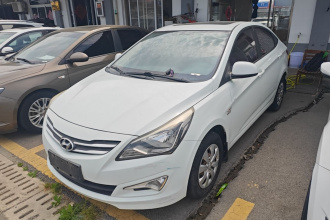 现代 瑞纳 2014款 1.4L 手动智能型GLS