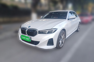 宝马i3 2025款 eDrive 35 L