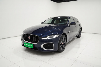 捷豹XFL 2023款 XFL 2.0T P250 两驱尊享豪华鎏金版