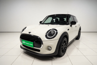 MINI 2021款 1.5T COOPER 经典派 五门版