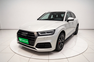 奥迪Q5L 2018款 40 TFSI 荣享时尚型 国V