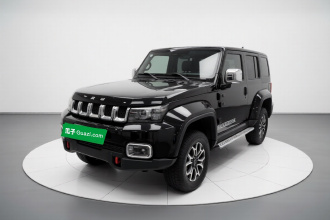 北京越野BJ40 2023款 2.0T 自动四驱城市猎人版侠客型
