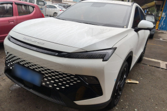 北京汽车 魔方 2023款 1.5T DCT黄金版