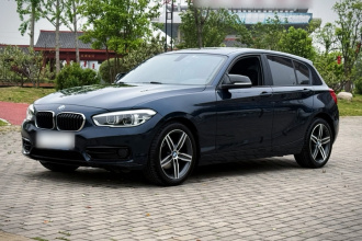 宝马1系(进口) 2016款 120i 运动设计套装