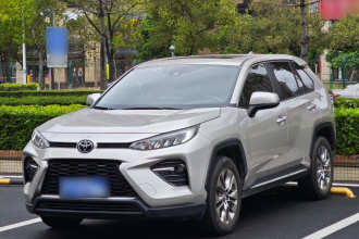 丰田 威兰达 2021款 2.0L CVT两驱豪华版