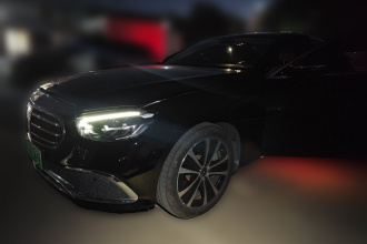 奔驰E级新能源 2023款 E 350 e L 插电式混合动力轿车