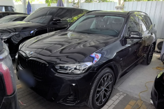宝马X3 2022款 xDrive30i 领先型 M曜夜套装