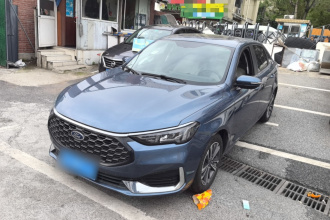 福特 福睿斯 2021款 1.5L 自动钻石版