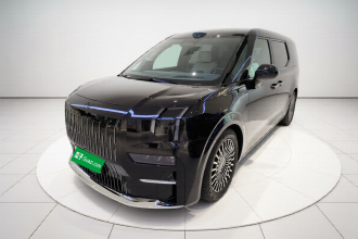 极氪009 2024款 六座行政版四驱 108kWh