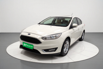 福特 福克斯 2015款 两厢 1.6L 手动风尚型