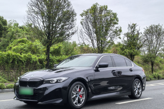 宝马i3 2022款 eDrive 35 L