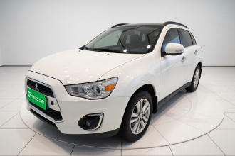 三菱 劲炫ASX 2013款 2.0L CVT四驱尊贵版