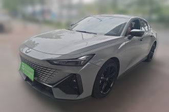 长安UNI-V 2022款 1.5T 尊贵型