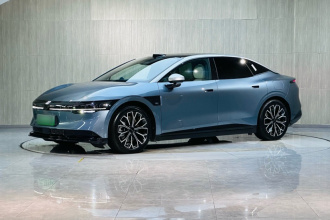 极氪007 2025款 长续航后驱智驾版 100kWh