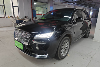 林肯 冒险家 2021款 2.0T 两驱尊享版