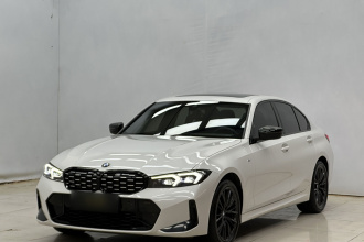 宝马3系 2023款 325i M运动曜夜套装