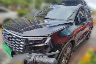福特 领裕 2023款 EcoBoost 225 尊领型 7座（2/2/3）