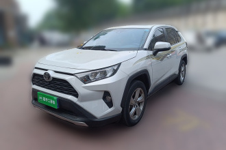 丰田 RAV4荣放 2021款 2.0L CVT两驱风尚PLUS版